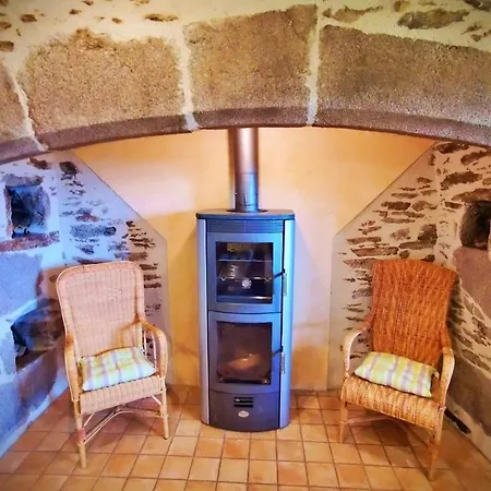 De Felgines Holiday home Boisset (Cantal)
