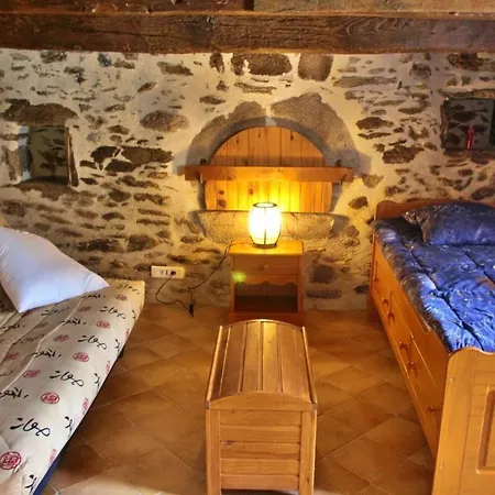 De Felgines Holiday home Boisset (Cantal)